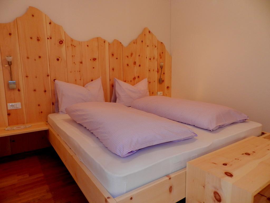 Villa Laerchhof Collalbo Habitación foto
